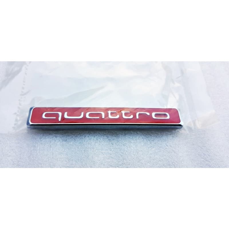 Quattro 2 Badge